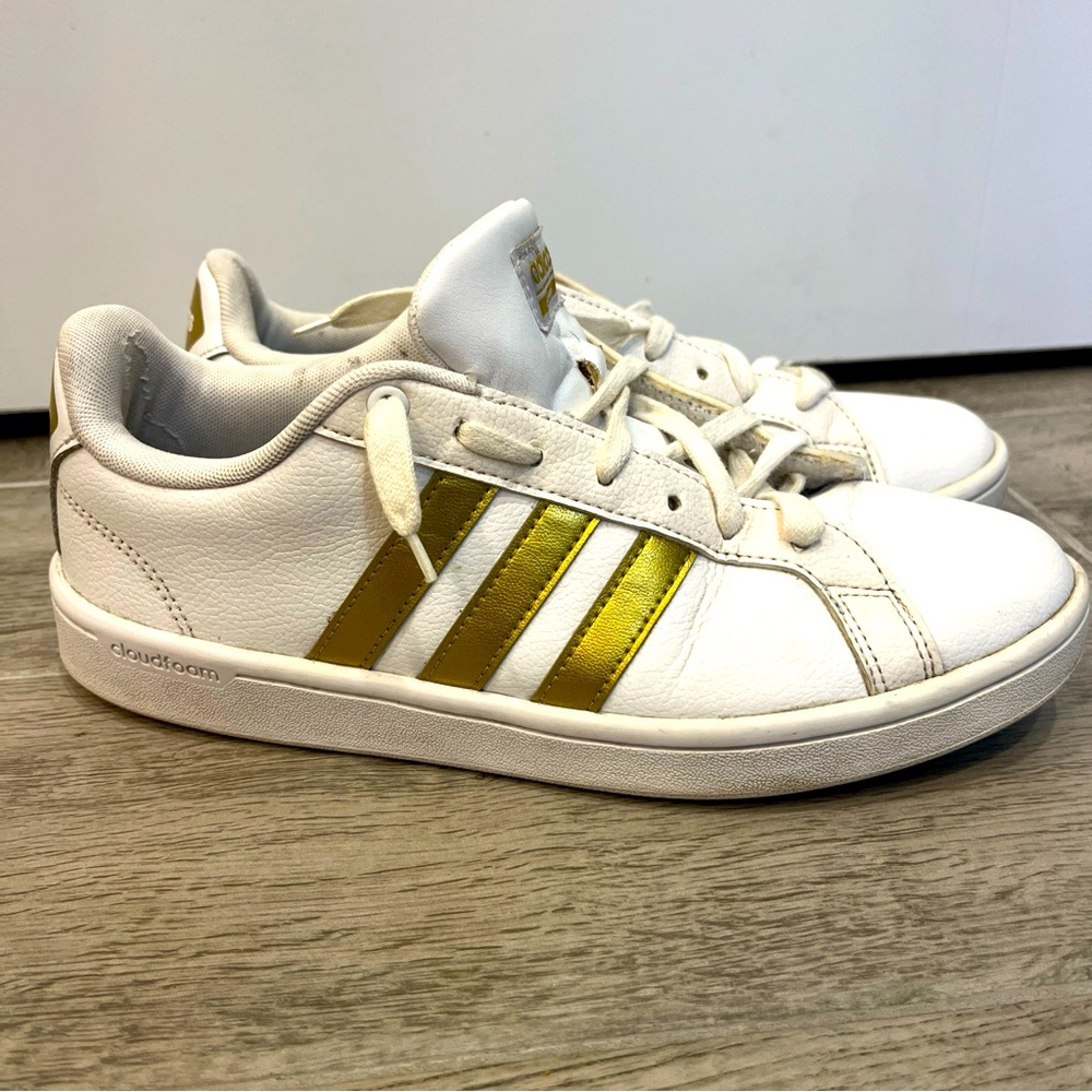 Adidas Womens Neo Advantage Stripe Sneaker‎ Cloudfoam White Gold size 8.5 CG5884
